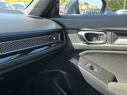 Used 2025 Honda Civic Sport image 20