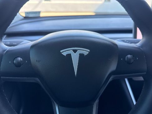 Used 2019 Tesla Model 3 Long Range AWD/4WD image 31