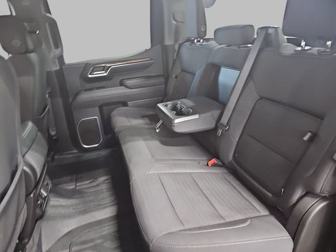 Used 2024 GMC Sierra 1500 Elevation AWD/4WD image 17