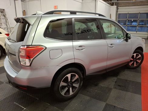 Used 2017 Subaru Forester 2.5i Limited image 10