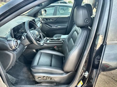 Used 2025 Chevrolet Equinox LT w/ Convenience Package II AWD/4WD image 11
