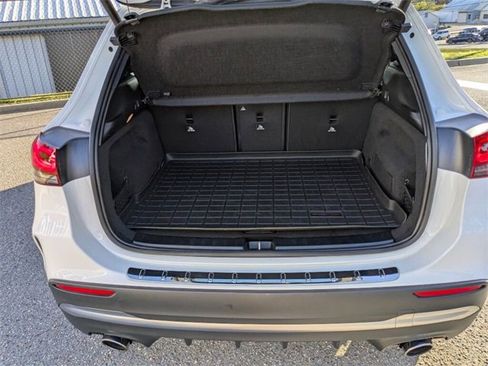 Used 2022 Mercedes-Benz GLA 35 AMG 4MATIC image 34