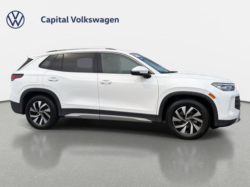 Used 2026 Volkswagen Tiguan S FWD image 4
