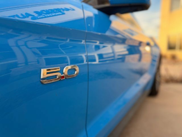 Used 2022 Ford Mustang GT Premium RWD image 6