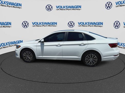 Used 2021 Volkswagen Jetta SE FWD image 5