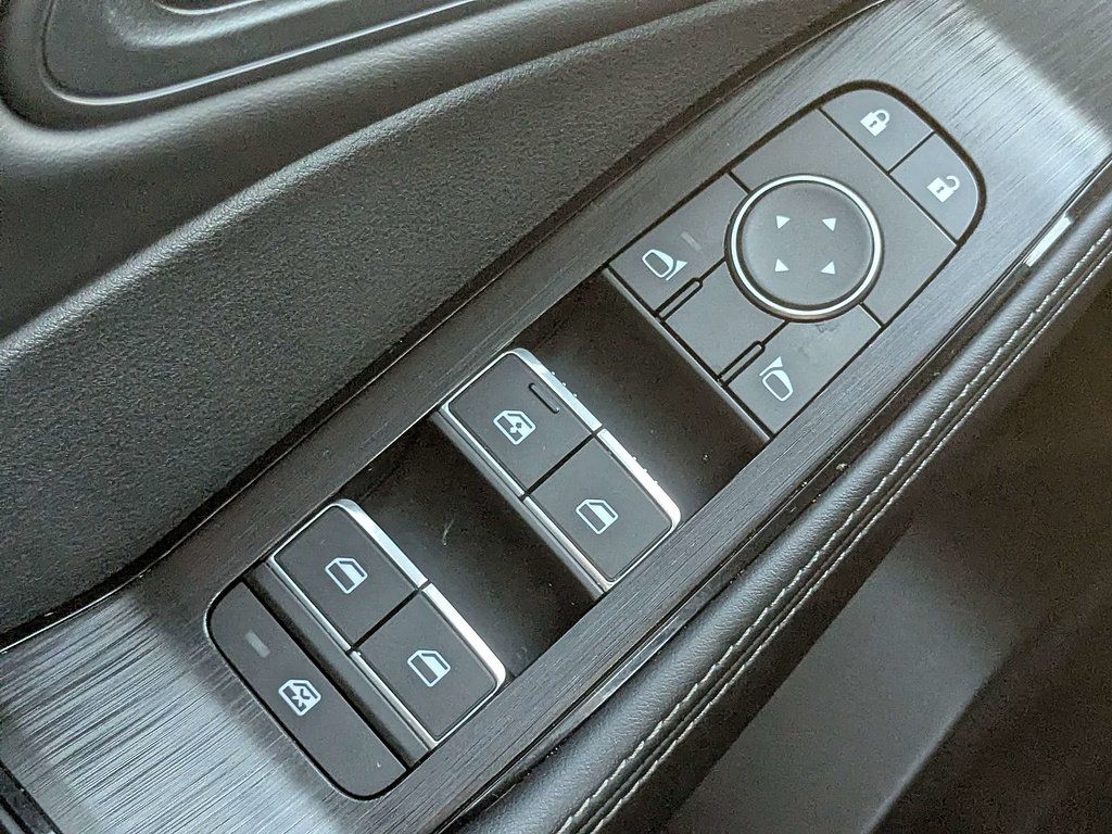 Used 2025 Nissan Rogue SL w/ SL Premium Package AWD/4WD image 27