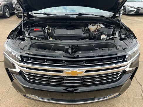 Used 2024 Chevrolet Tahoe LT AWD/4WD image 13
