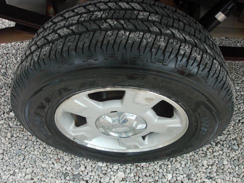 Used 2010 Ford F150 XLT RWD image 45