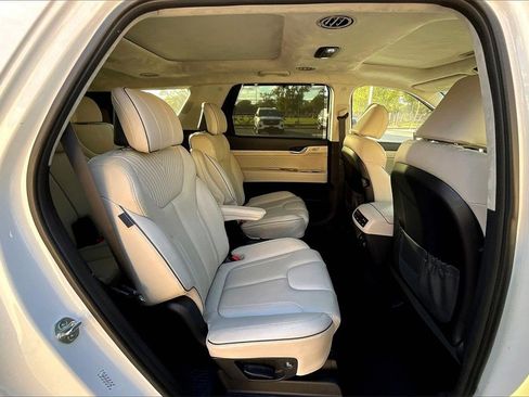 Used 2024 Hyundai Palisade Calligraphy image 26