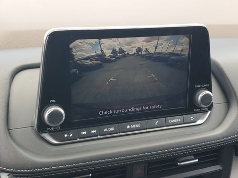 Certified 2023 Nissan Rogue SV image 21