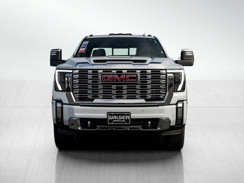 New 2026 GMC Sierra 3500 Denali w/ Denali Reserve Package image 2