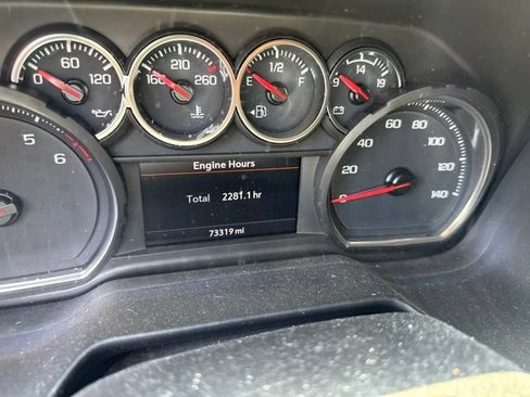 Used 2022 Chevrolet Tahoe LS w/ Driver Alert Package RWD image 5
