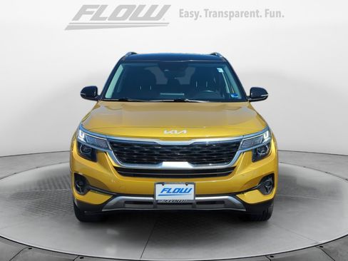 Used 2022 Kia Seltos S AWD/4WD image 3