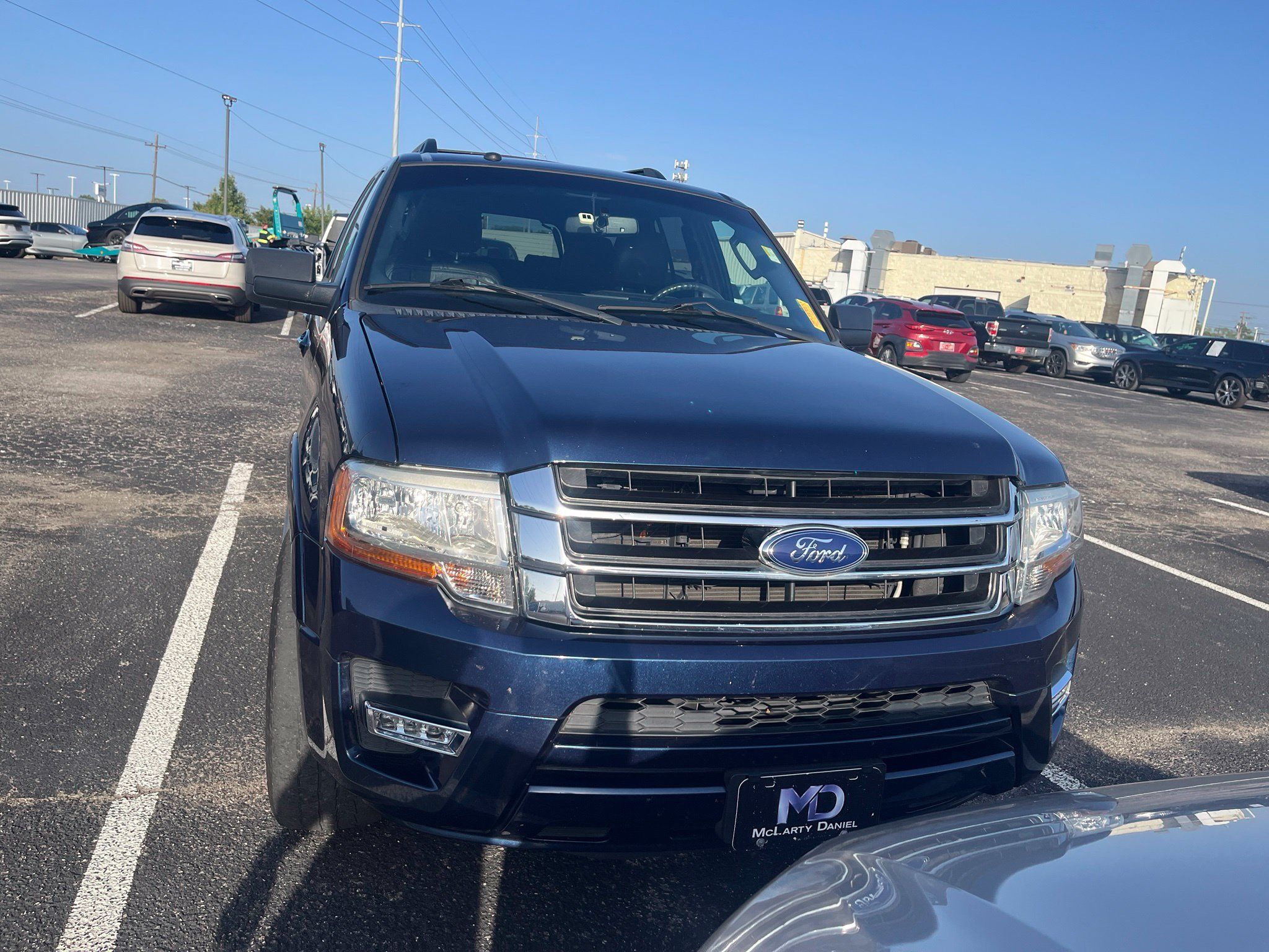 Used 2017 Ford Expedition XLT RWD image 6
