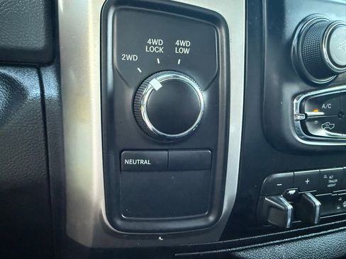 Used 2017 RAM 3500 Lone Star image 31