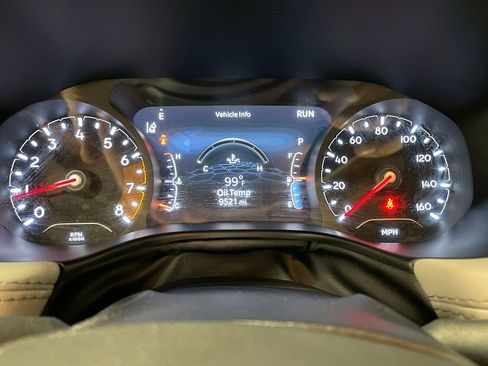 Used 2024 Jeep Compass Limited image 28