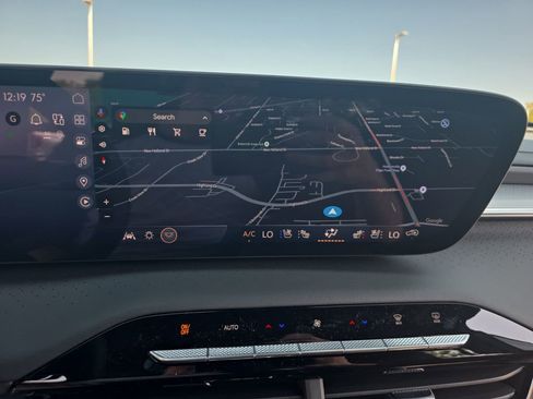 New 2026 Buick Enclave Avenir w/ Super Cruise Package FWD image 24