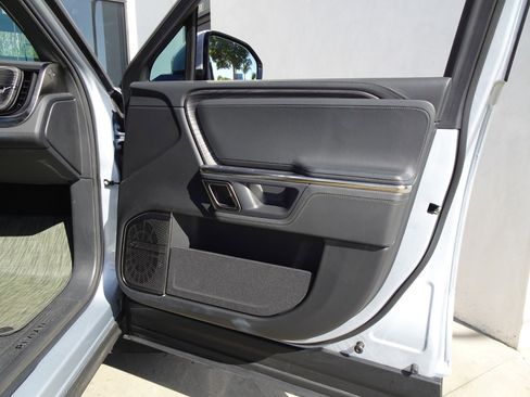 Used 2023 Rivian R1T Adventure image 18