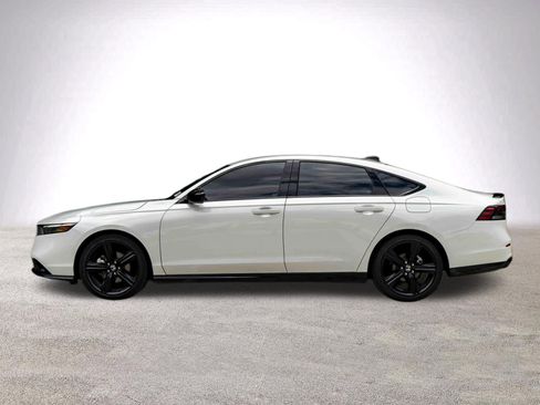 Used 2025 Honda Accord Sport image 6