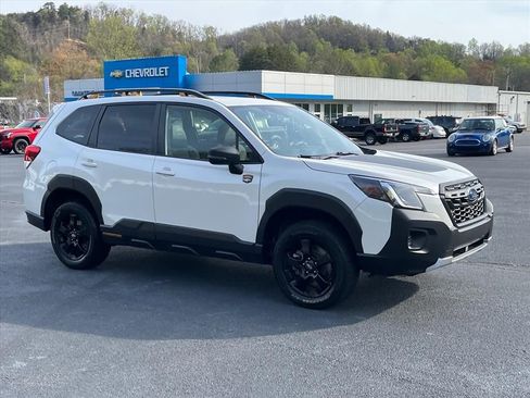 Used 2024 Subaru Forester Wilderness AWD/4WD image 5