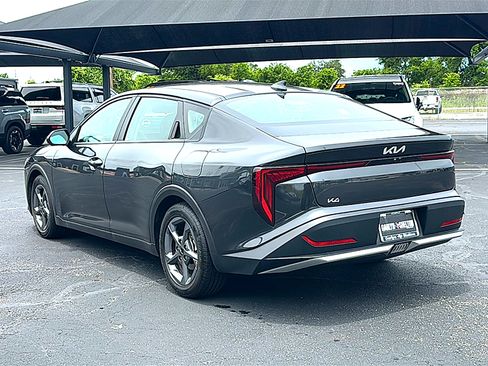 Used 2025 Kia K4 FWD image 6