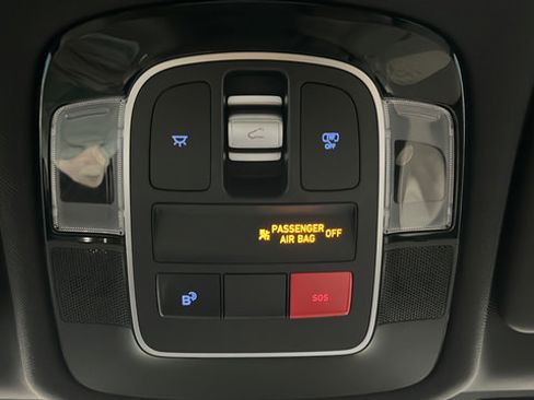 Used 2025 Hyundai Tucson Limited AWD/4WD image 37