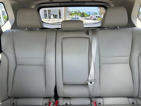 Certified 2024 Nissan Rogue SL FWD image 15