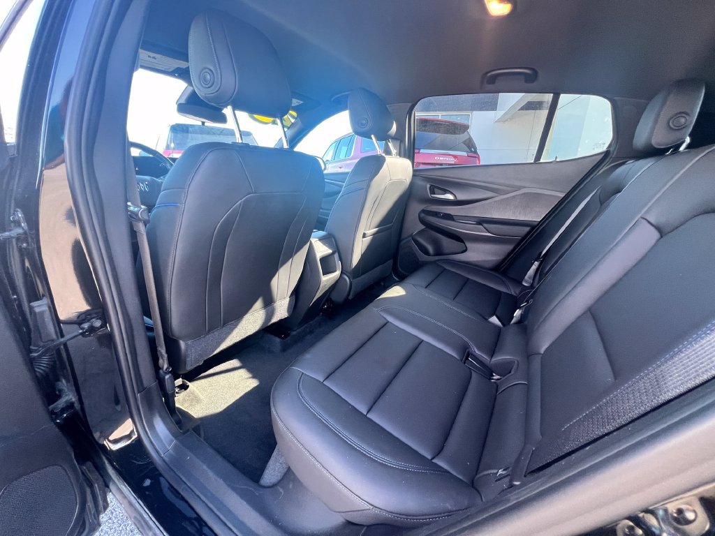 Used 2025 Buick Envista Sport Touring w/ Convenience I Package FWD image 29