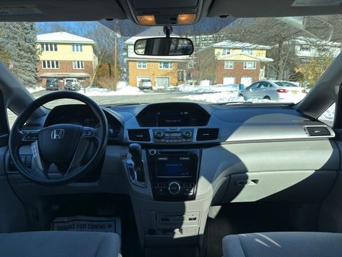 Used 2016 Honda Odyssey SE image 29