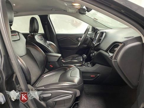 Used 2022 Jeep Cherokee Trailhawk image 22