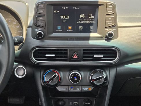 Used 2020 Hyundai Kona SEL FWD image 19