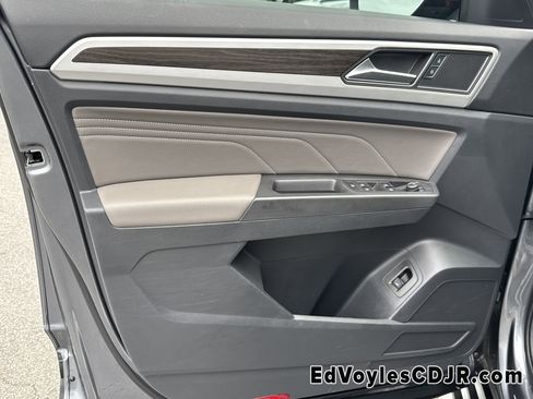 Used 2022 Volkswagen Atlas SE image 13