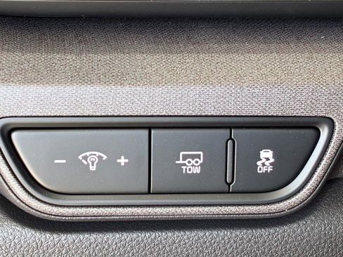 New 2026 Kia Carnival EX FWD image 40