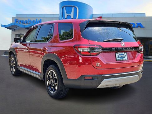 Used 2025 Honda Pilot EX-L image 5