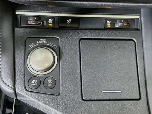 Used 2018 Lexus ES 300h w/ Navigation Package FWD image 26