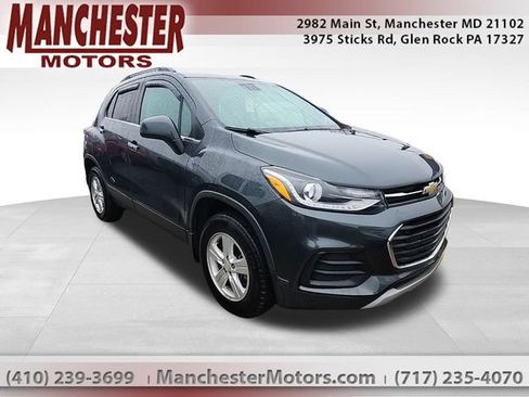 Used 2018 Chevrolet Trax LT w/ LT Convenience Package AWD/4WD image 1
