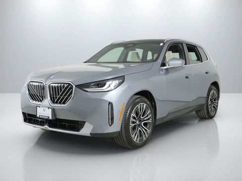 Certified 2025 BMW X3 xDrive30i w/ Premium Package AWD/4WD image 1