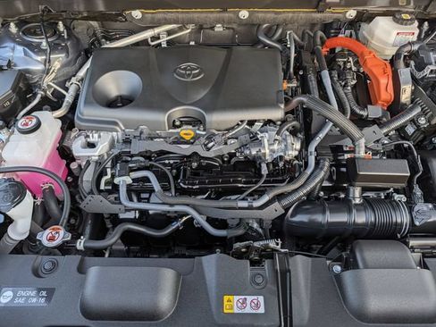 Certified 2023 Toyota Venza LE AWD/4WD image 34