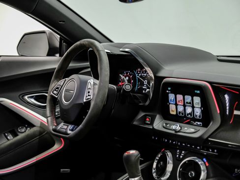 Used 2018 Chevrolet Camaro ZL1 RWD image 54