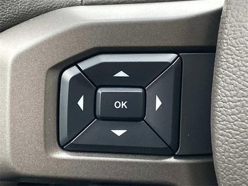 Used 2020 Ford Expedition XLT w/ Equipment Group 202A image 18