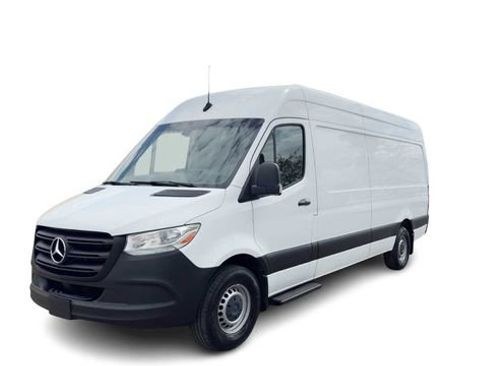Used 2023 Mercedes-Benz Sprinter 2500 image 2