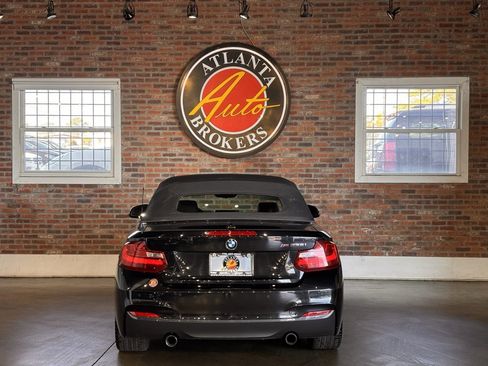Used 2016 BMW M235i Convertible image 30