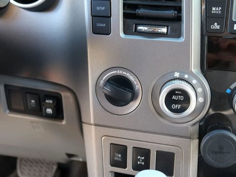 Used 2013 Toyota Sequoia Limited image 28