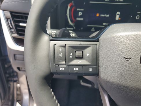 New 2025 Nissan Rogue Platinum image 21