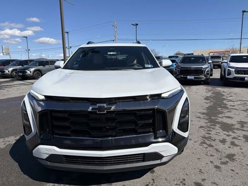 New 2026 Chevrolet Equinox ACTIV w/ LPO, Floor Liner Package AWD/4WD image 2