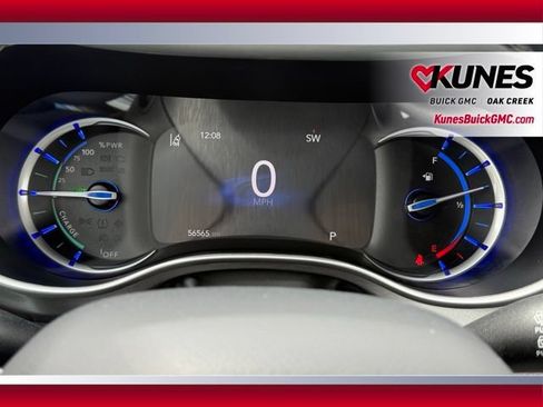 Used 2024 Chrysler Pacifica Limited FWD image 48