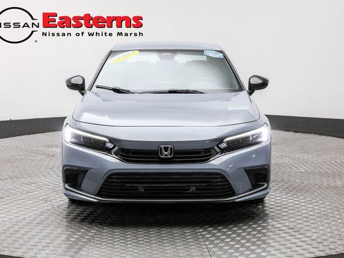 Used 2024 Honda Civic Sport image 2