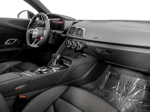 Used 2022 Audi R8 V10 performance image 49