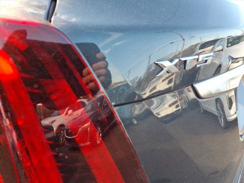 Certified 2023 Cadillac XT5 Premium Luxury image 7