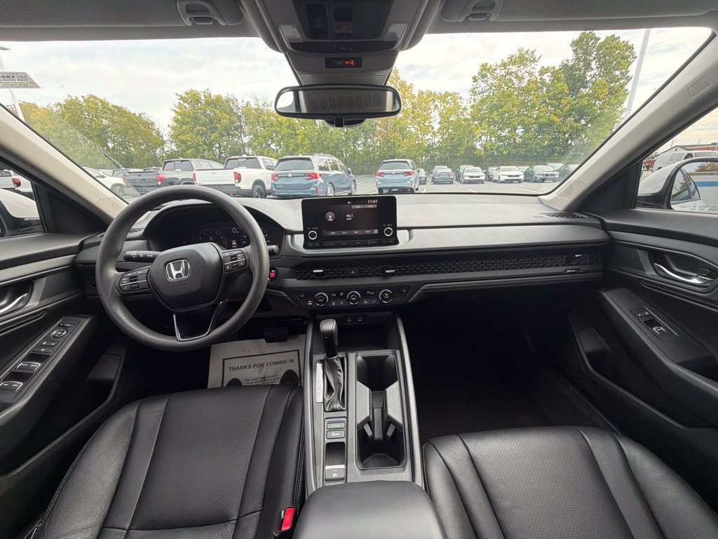 Used 2023 Honda Accord EX image 12